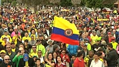 Emoción en Zipaquirá, el pueblo colombiano de Egan Bernal