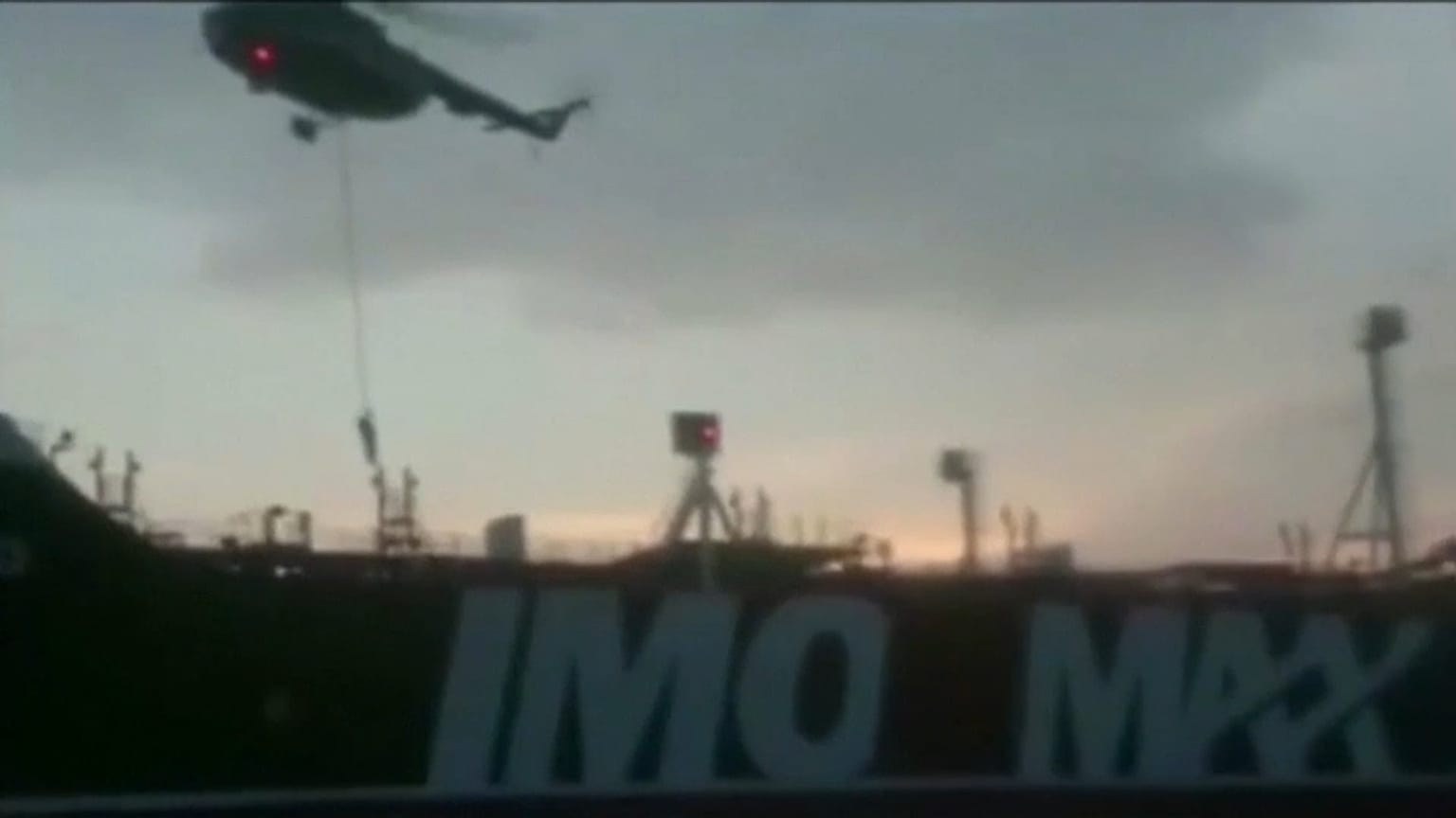 Irán considera "hostil" una fuerza europea en el estrecho de Ormuz