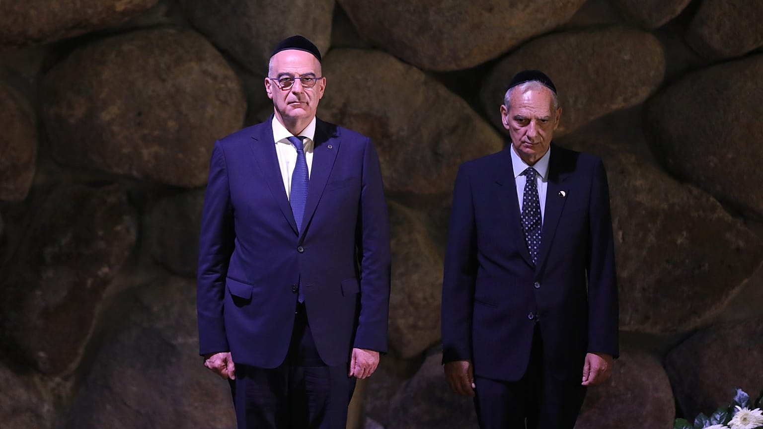 Δένδιας από Ισραήλ: Να δοθεί ένα σαφές μήνυμα στους Τούρκους
