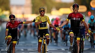 Egan Bernal vence Tour