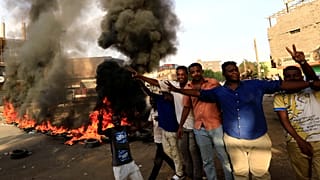 تجمع المهنيين السودانيين يدعو لاحتجاجات في عموم البلاد بعد مقتل تلاميذ بالرصاص