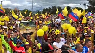 Egan Bernal culmina el sueño colombiano del ciclismo