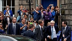 Boris Johnson, abucheado en Escocia