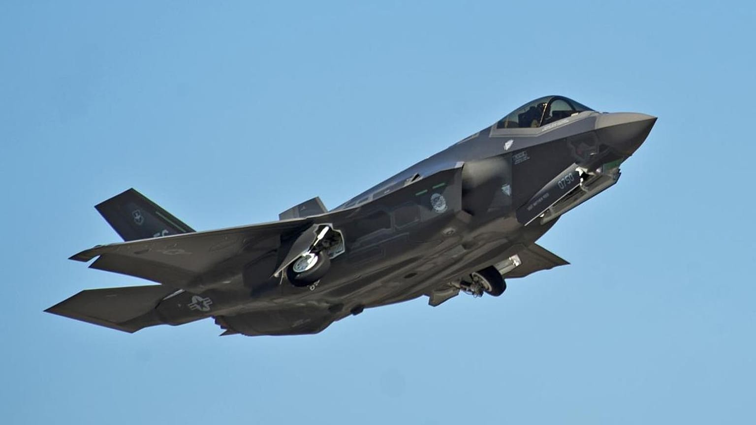 F-35 savaş uçağı