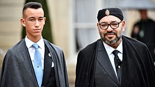 Fas Kralı 6. Muhammed (sağda) ve oğlu Hassan (solda)