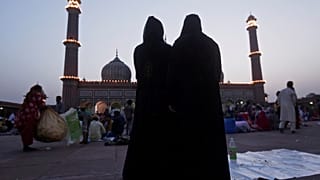 Hindistan'da 'boş ol' tarih oldu; uygulamaya 3 yıl hapis cezası geldi