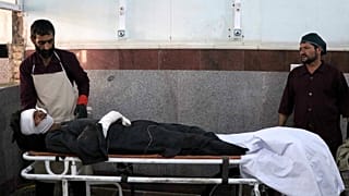 عبور اتوبوس از روی مین در غرب افغانستان دستکم ۳۵ قربانی گرفت