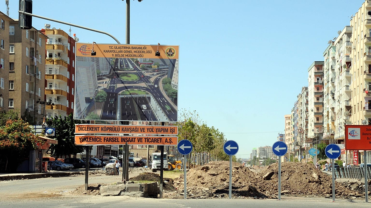 AYM: Köprülü kavşaktan dolayı değer kaybına uğrayan dairenin sahibinin zararı karşılanmalı