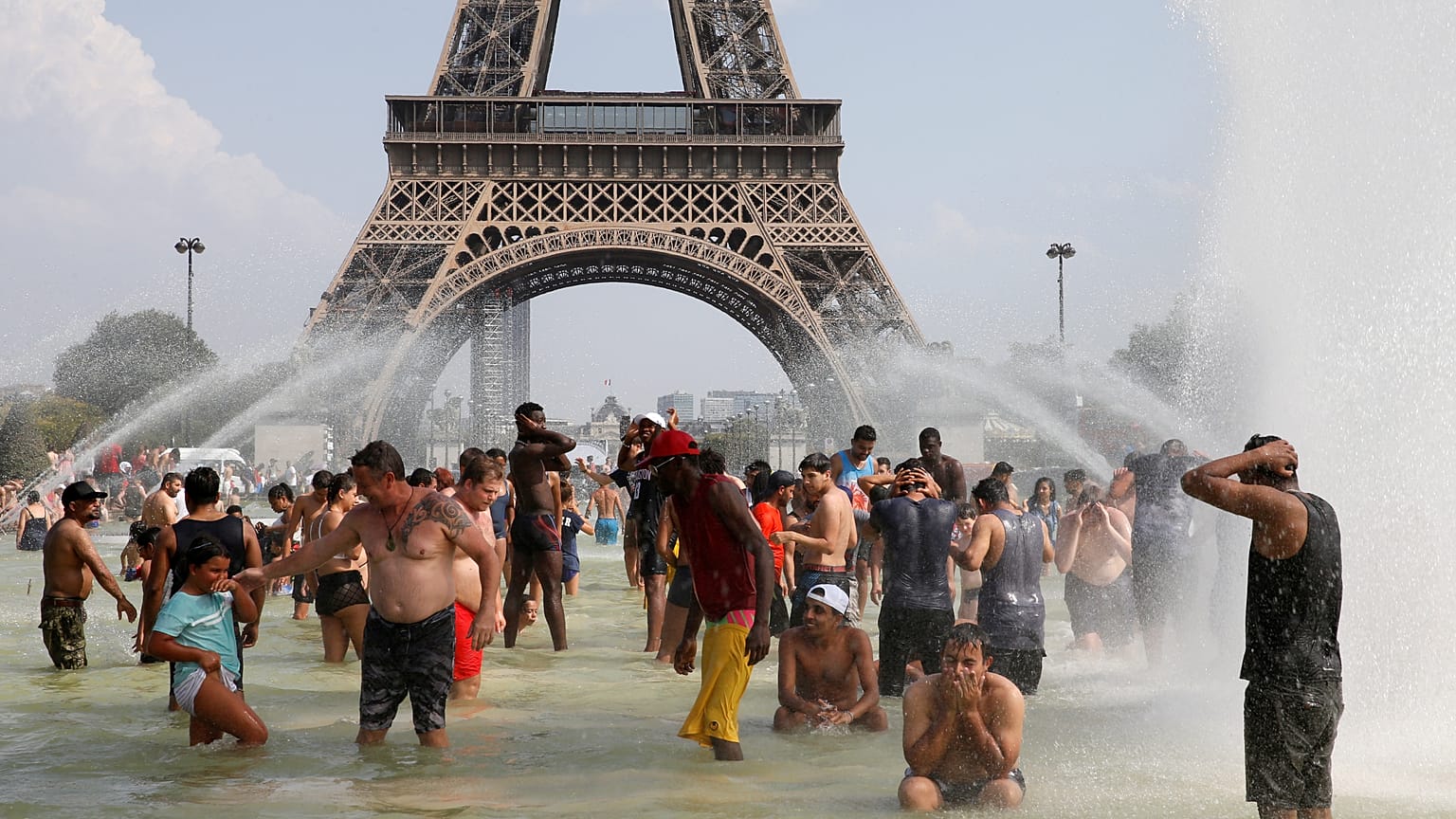 Pourquoi le réchauffement climatique nous rend plus gros et plus "bêtes" ?