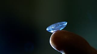 Созданы линзы, которые могут увеличить изображение при моргании