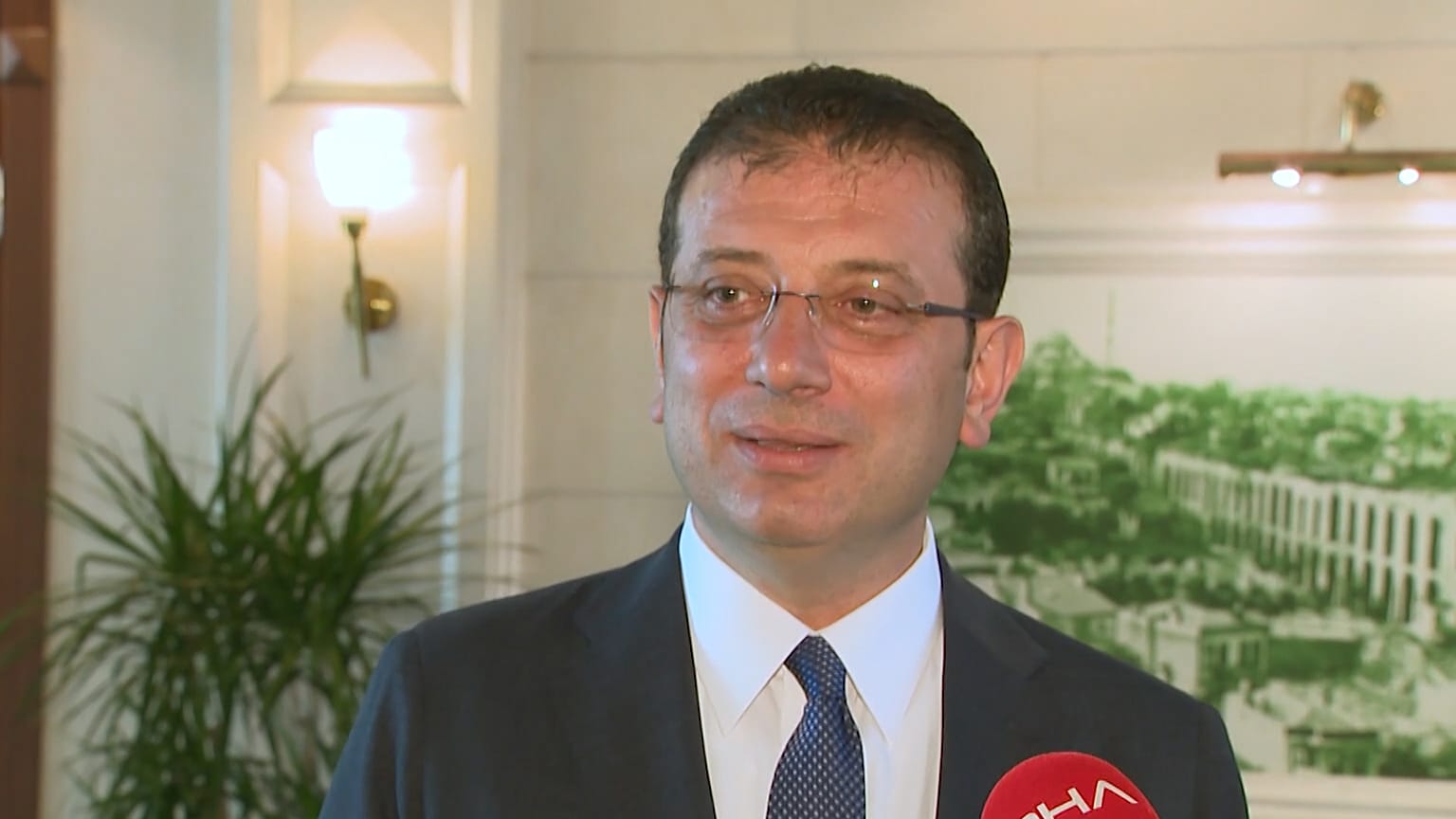  İstanbul Büyükşehir Belediye Başkanı Ekrem İmamoğlu,