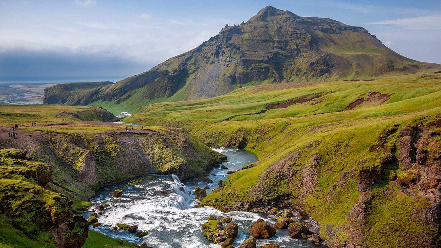 "Love Water" campaign to encourage Britons to look after waterways
