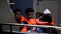 Le navire "Alan Kurdi" bloqué au large de Lampedusa
