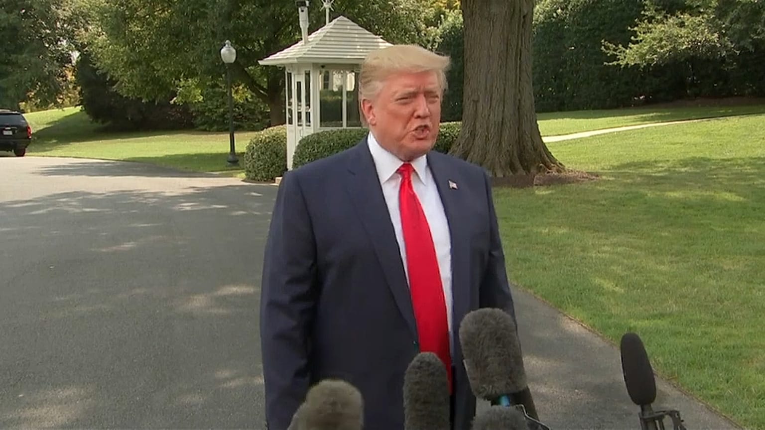 Trump afunda mercados com novas taxas sobre bens chineses