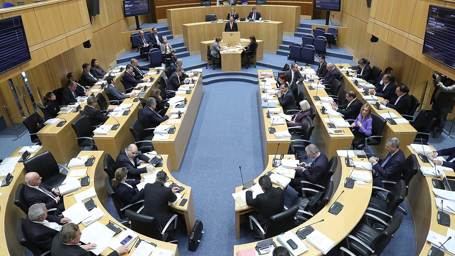 Κύπρος: Αποδεκτή η αναπομπή για τις εκποιήσεις - Ψηφίστηκε νέος νόμος 