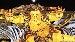 I palloni gonfiati ai Aomori Nebuta
