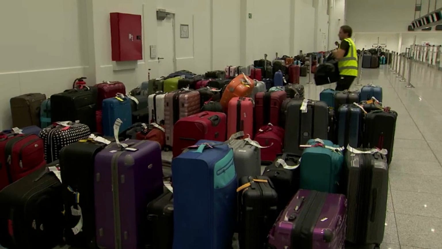 Caos bagagli all'aeroporto di Bruxelles