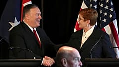 US-Verteidigungsminister Esper greift China scharf an  