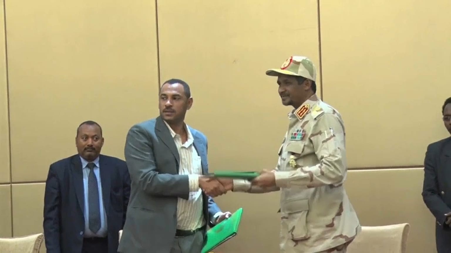 Sudan, c'è accordo sulla costituzione