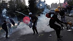 Demos in Hongkong: U-Bahnen blockiert, Flüge gestrichen