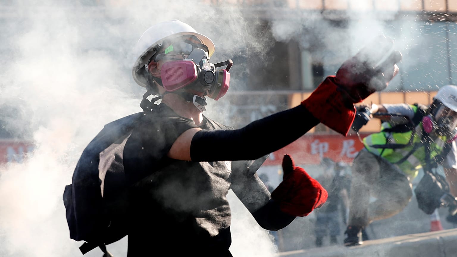 Hong Kong protesters find different ways to counter police