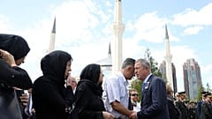 Bakan Akar vefat eden emekli Tümgeneral Mehmet Karlı'nın cenaze törenine katıldı