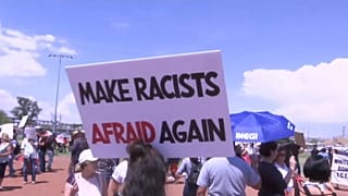 Trump contestato a El Paso e Dayton: "sei un razzista"