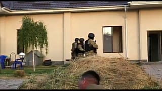 Tensioni in Kirghizistan dopo il tentato arresto dell'ex presidente