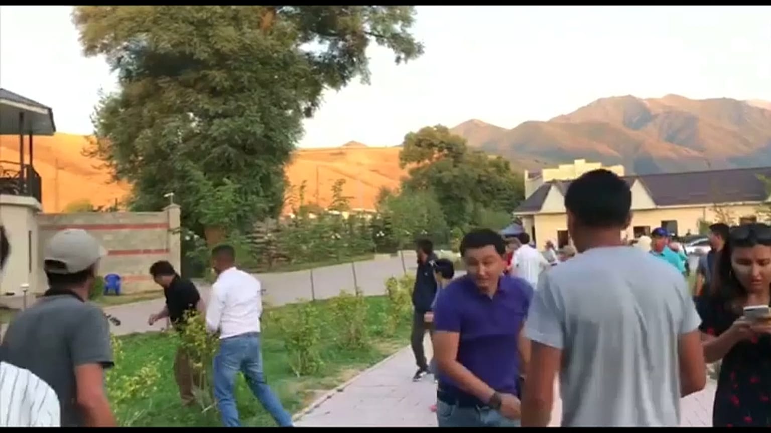Κιργιστάν: Βυθισμένη στο χάος η ασιατική χώρα