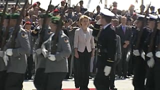 155 Millionen Euro für Berater und Co - Bundeswehr legt zahlen offen 