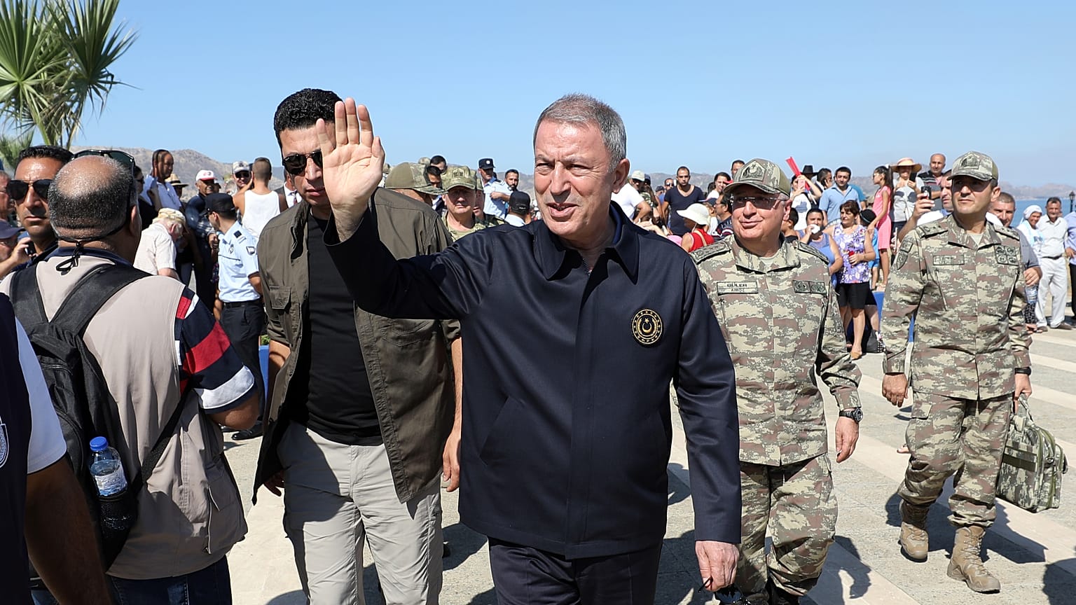 Hulusi Akar: Doğu Akdeniz'de bir oldubitti ile haklarımızın gasbedilmesine göz yummayacağız