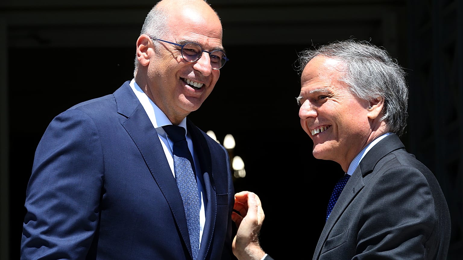 Ο υπουργός Εξωτερικών Νίκος Δένδιας υποδέχεται τον Ιταλό ομόλογο του Enzo Moavero Milanesi