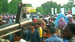 Trabajadores indios huyen de Cachemira por miedo a represalias