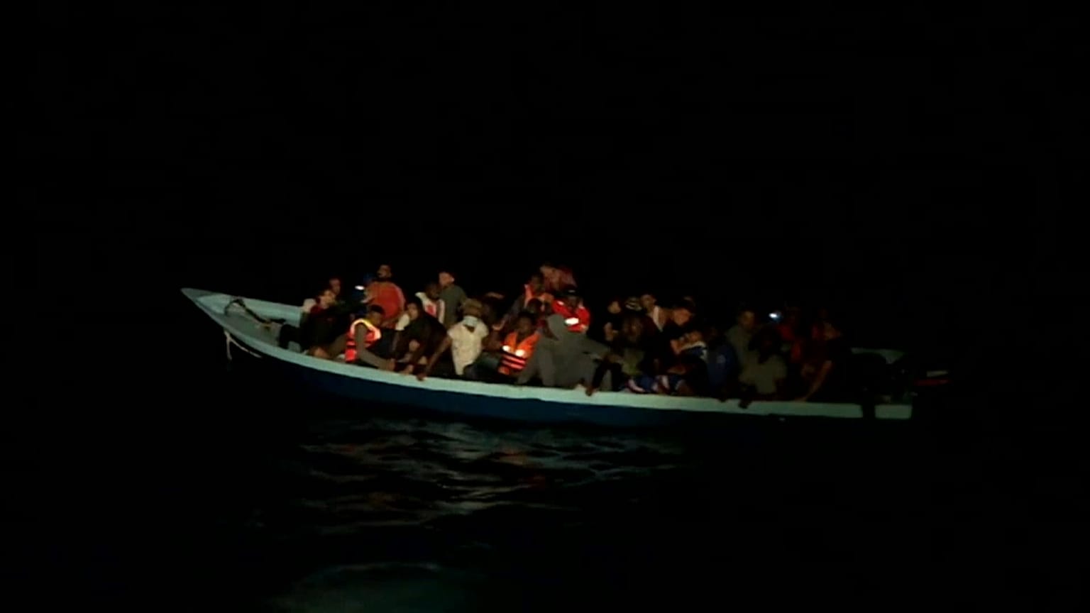 Barco encontrado por el Open Arms