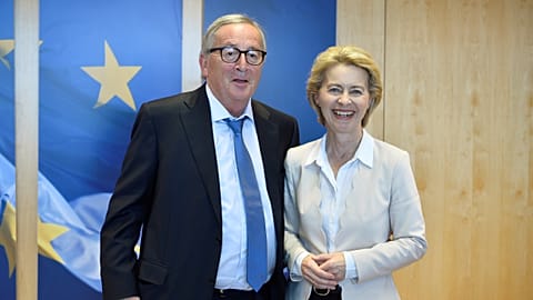 British would be 'big losers' from no-deal Brexit, Juncker says