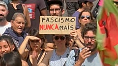 "Mai più fascismo". 