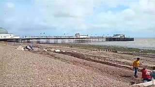 Mérgezésveszély miatt zártak le egy brit strandot