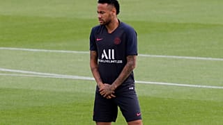نيمار لاعب باريس سان جيرمان