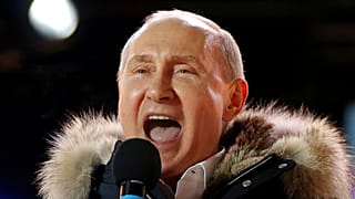 Putyin egy 2018-as nagygyűlésen, amelyen a Krím visszacsatolását ünnepelték