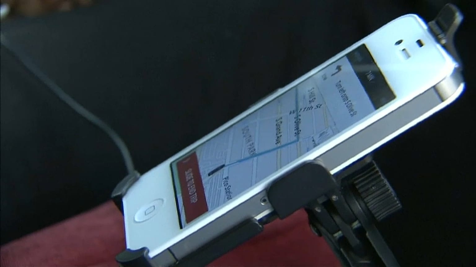 Πρόταση για απαγόρευση handsfree στους οδηγούς