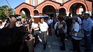 Κηδεύτηκε δημοσία δαπάνη ο ηρωικός ψαράς Κώστας Αρβανίτης