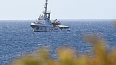 Imagen de un rescate del barco Ocean Viking