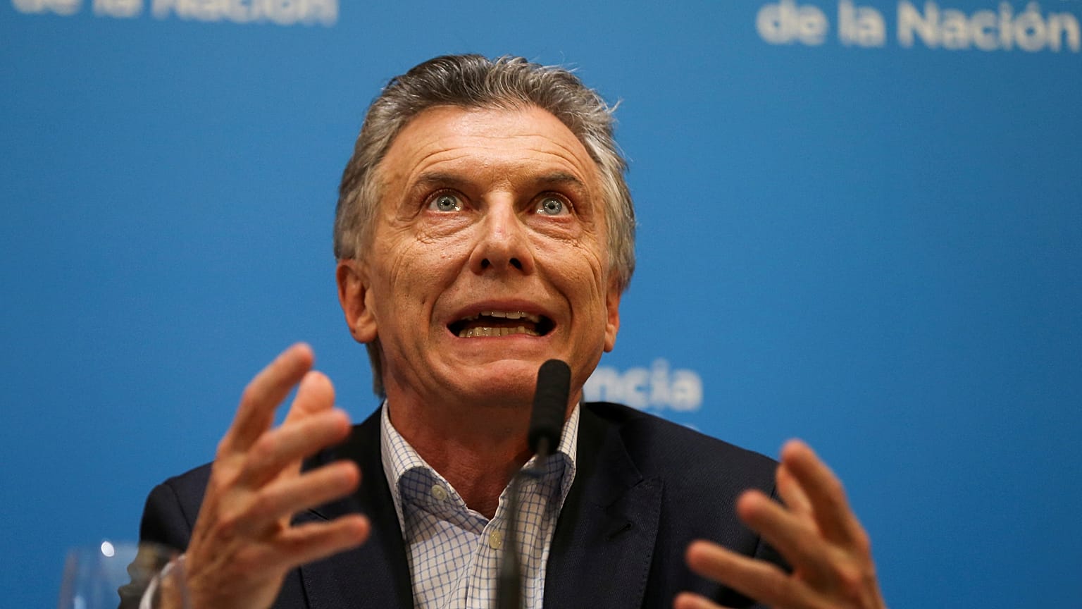 Sous pression, Macri multiplie les gestes en faveur du pouvoir d'achat