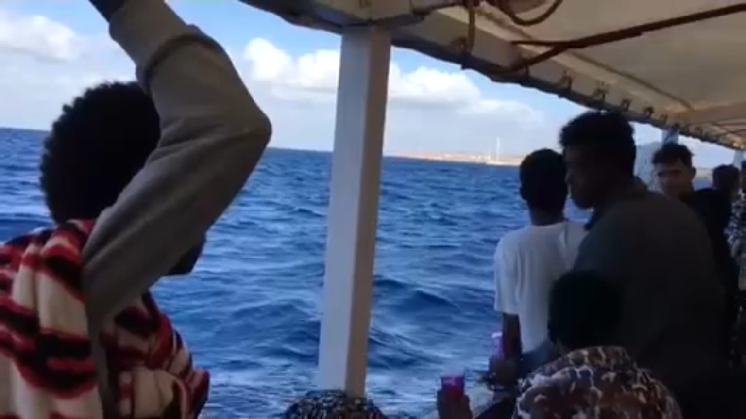 Συμφωνία 6 χωρών για την υποδοχή των μεταναστών του Open Arms
