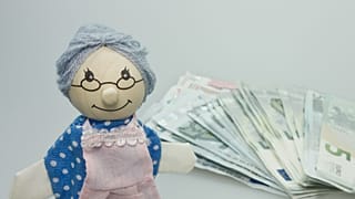 Dürfen Eltern Sparbücher ihrer Kinder abräumen? Streit um 17.300€