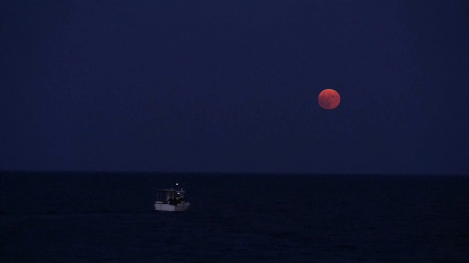 Watch: Full moon casts a glow by Greece's Koroni castle