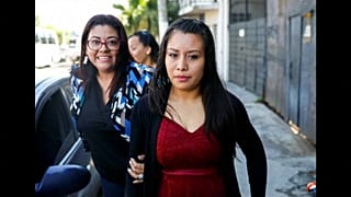 Aumentan a 40 años la condena de la salvadoreña acusada de homicidio por perder a su bebé