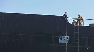 Сменил название и намерен уйти