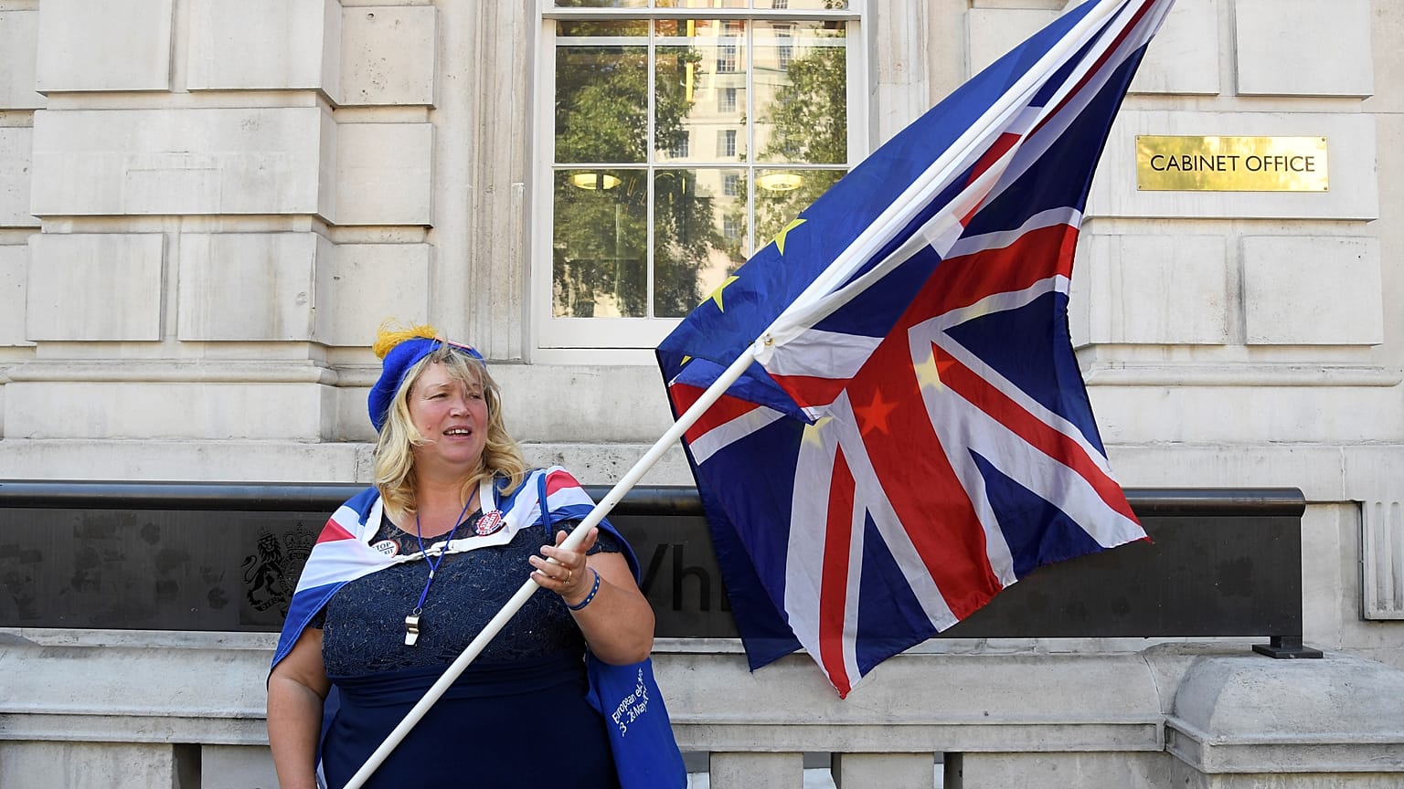 Resmi rapor: Anlaşmasız Brexit durumunda İngiltere'yi gıda, yakıt ve ilaç kıtlığı bekliyor