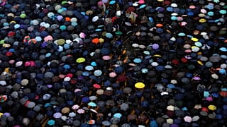 راهپیمایی ضد دولتی ده‌ها هزار نفره در هنگ‌ کنگ با شعار آزادی و دموکراسی